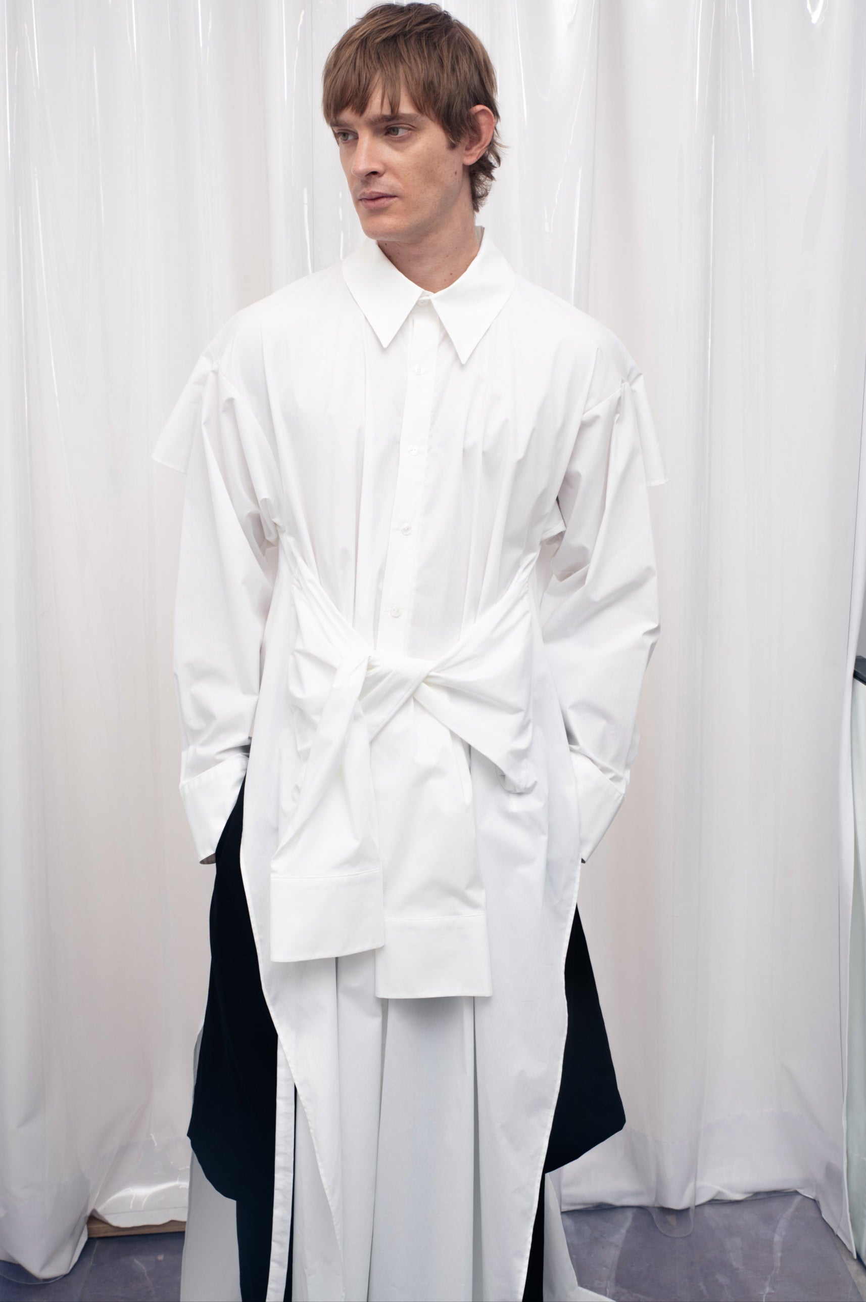 CAMISA EXTRA LARGA 4 MANGAS BLANCA