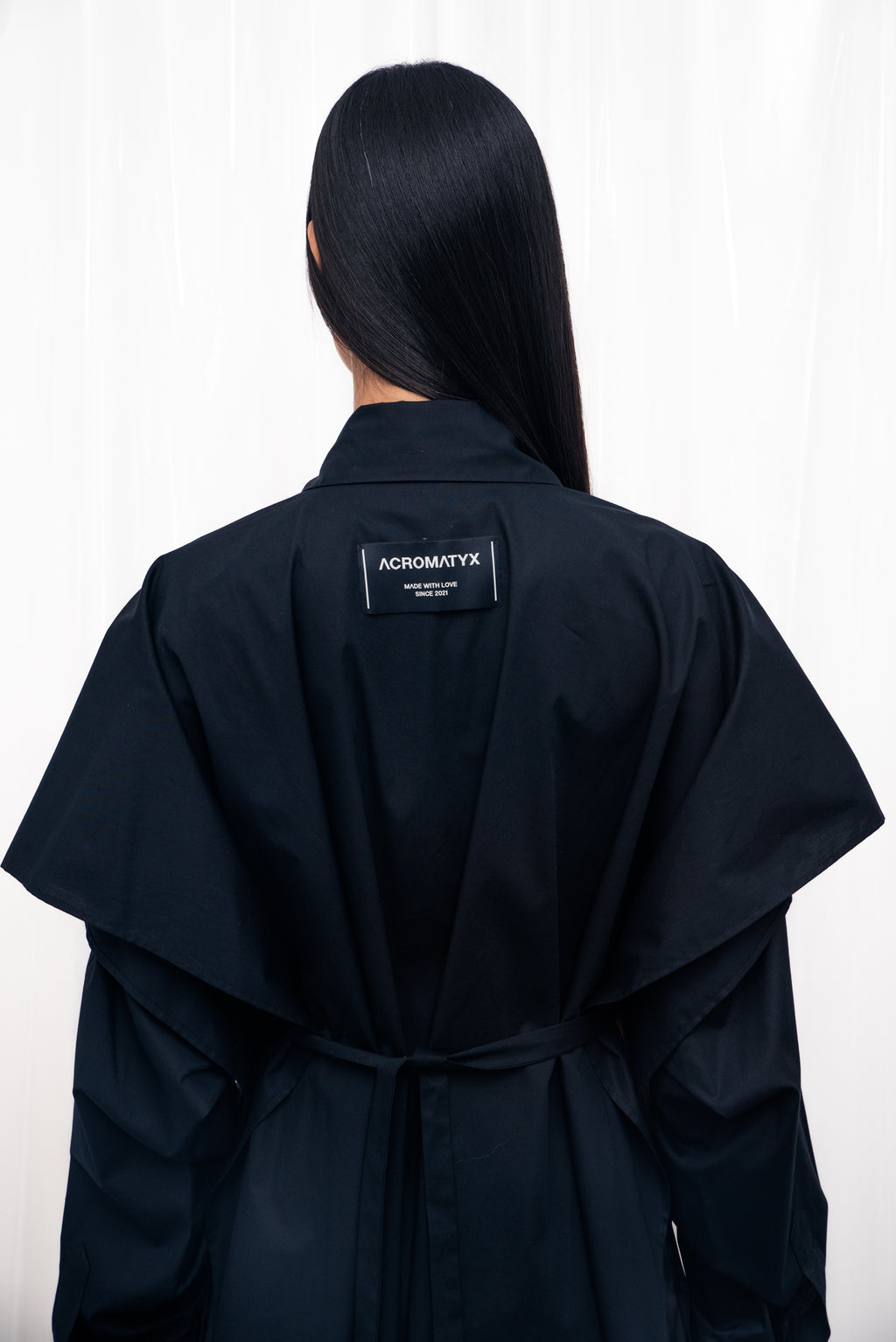 CAMISA 4 MANGAS CORTA NEGRA