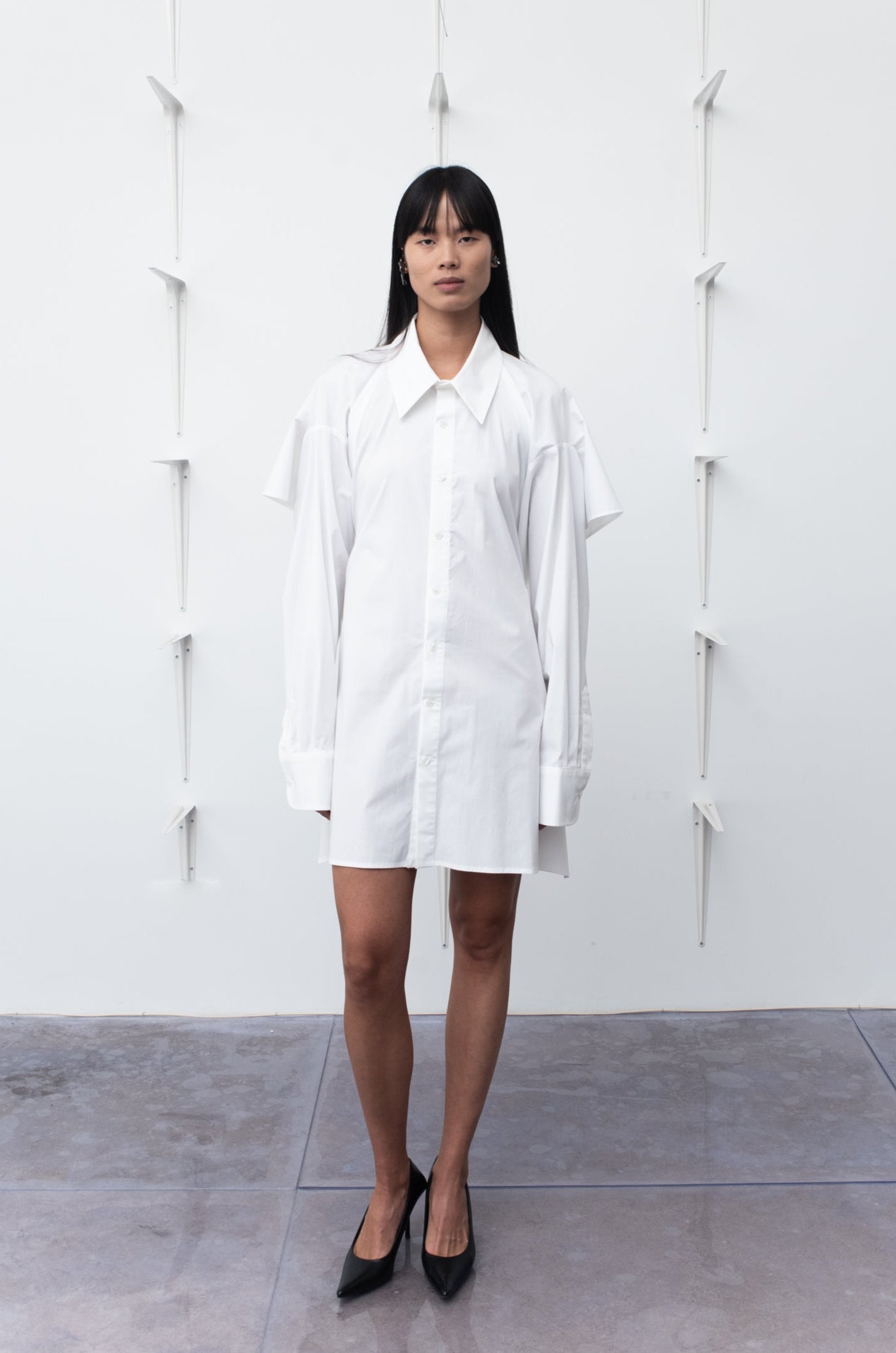 CAMISA 4 MANGAS CORTA BLANCA